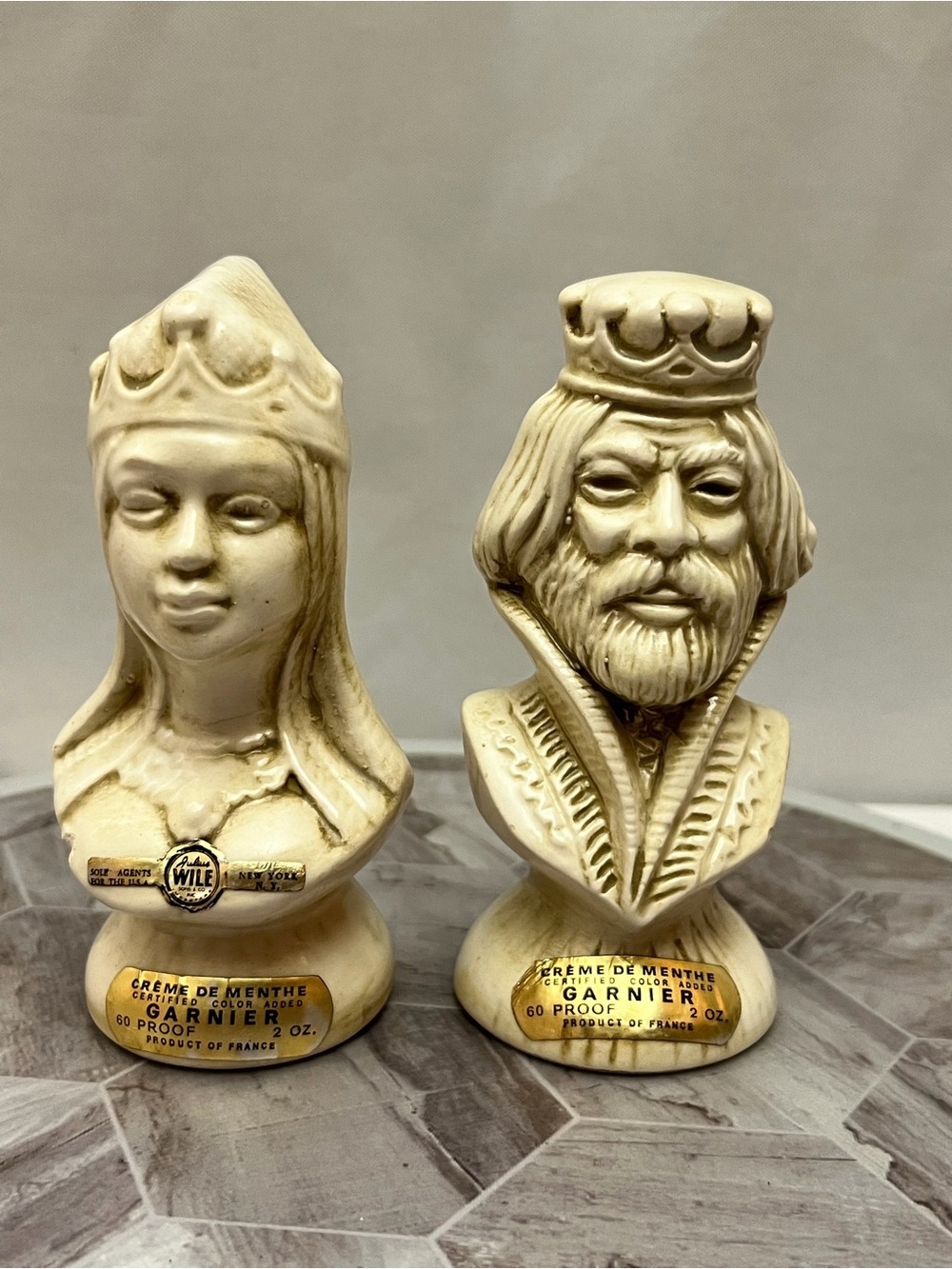 Vintage 1972 Garnier Creme De Menthe King Queen Bust Decanters Set Italy